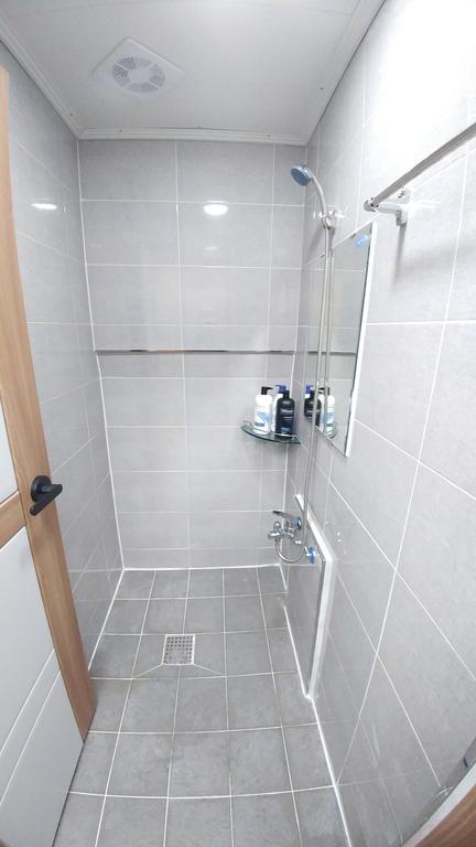 הוסטל סיאול Hause Itaewon מראה חיצוני תמונה